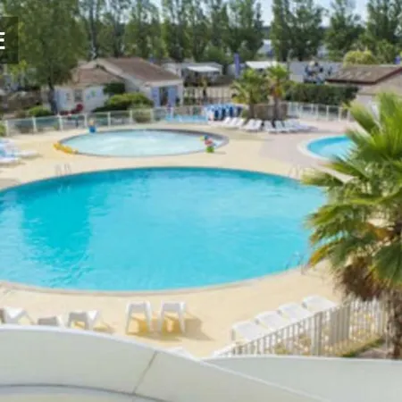 Mobihome 42m² Lave Linge Es13 Campingplatz Fréjus